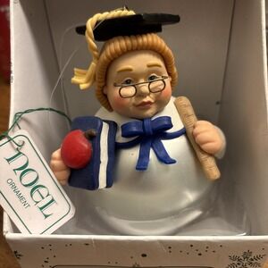 Dept. 56 Noel The Graduate Ornament - New In Box - Graduation Scholar
